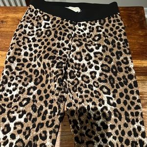 BNWOT SIZE XXS Michael Kors Animal Print leggings.